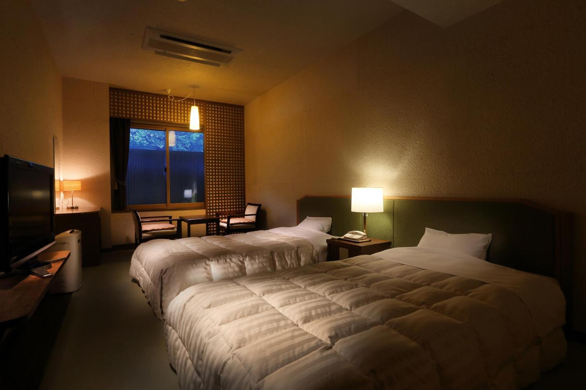 Hotel Koyo Kaminoyama Rum bild
